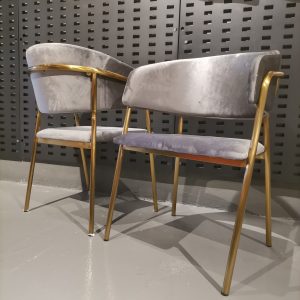 Silla de comedor de terciopelo con patas doradas SL-9